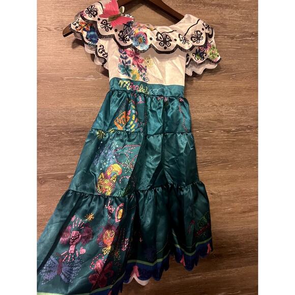 Encanto Mirabel costume kids dress size 4-6 Halloween Disney - Picture 1 of 6